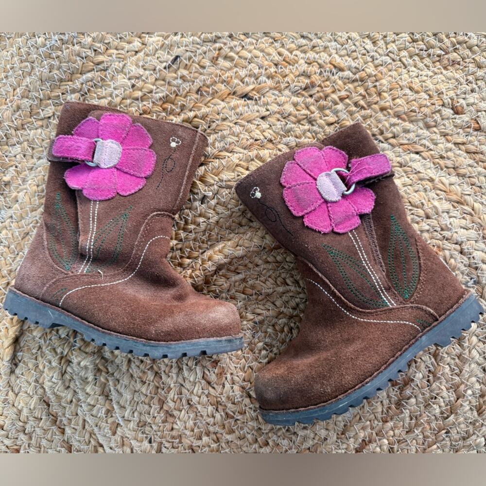 UGG Toddler Girls Sz 7 Brown Winter Boots Flower Detail